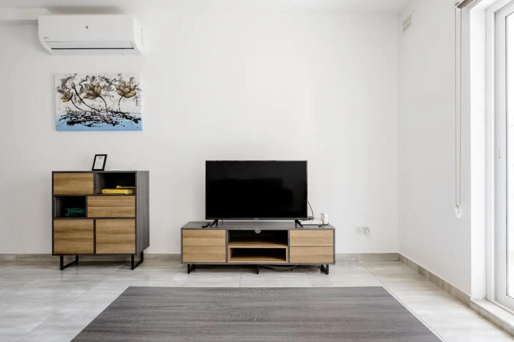 F12 Room 1, Private Room Two Single Beds Shared Bathroom In Shared Flat Msida Exteriör bild